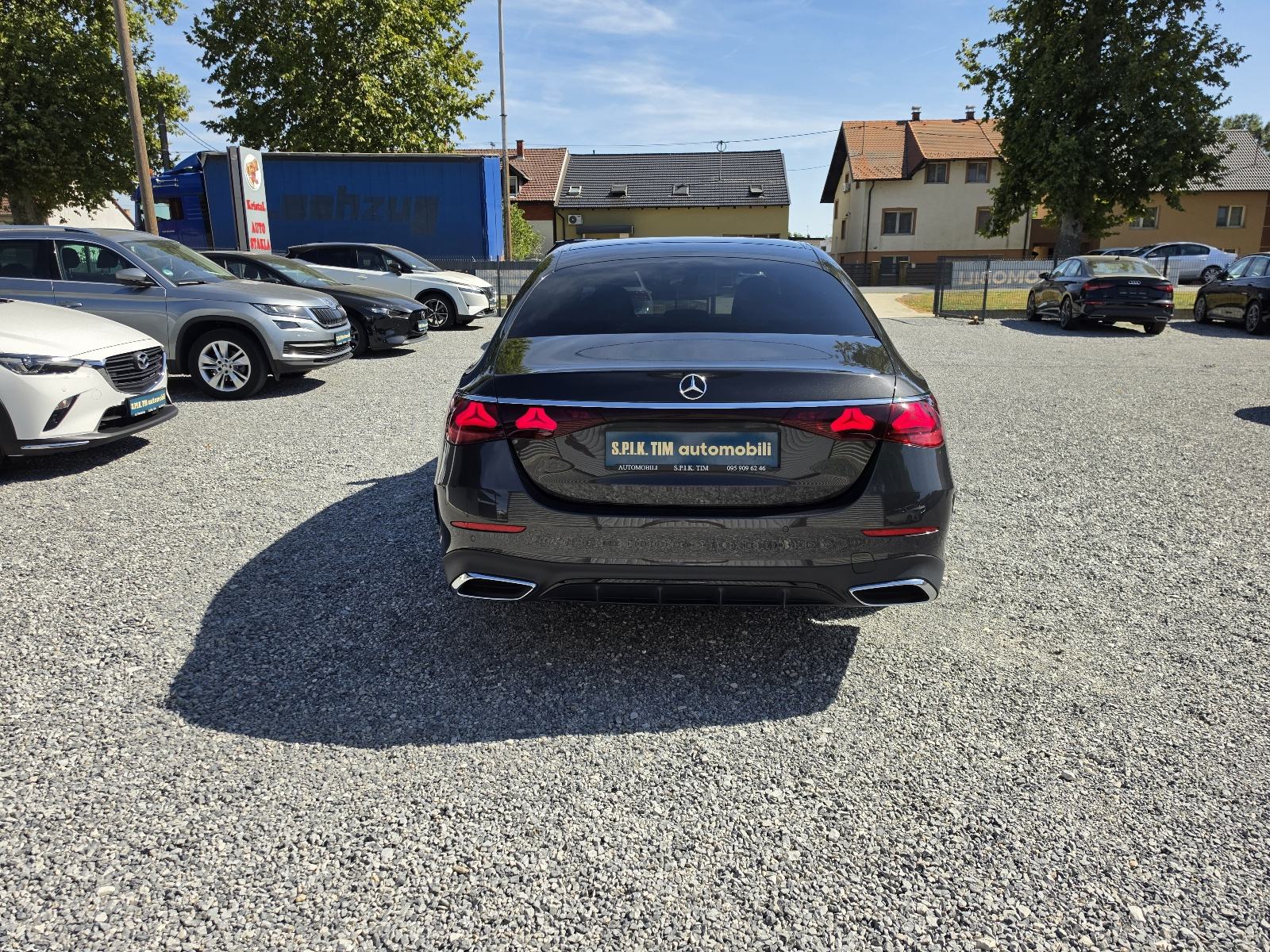 Mercedes-Benz E-klasa E 220 D 63TKM,SERV,NAVI,MATRIX,ALU.20",NIGHT,AMG, fotografija 4