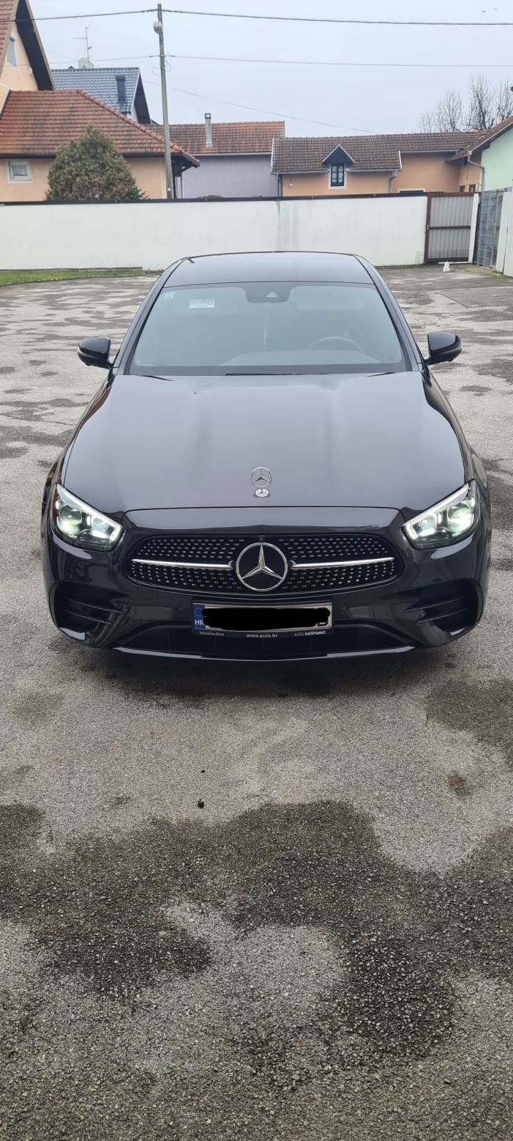 Mercedes-Benz E-klasa E 220 AMG Night paket, fotografija 3
