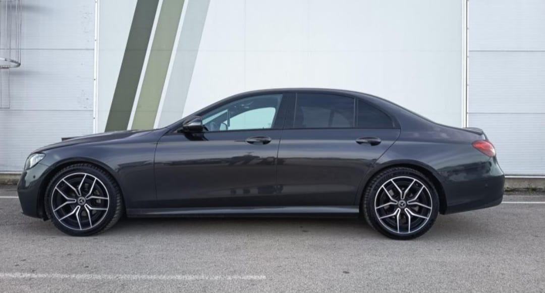 Mercedes-Benz E-klasa E 220 AMG Night paket, fotografija 7