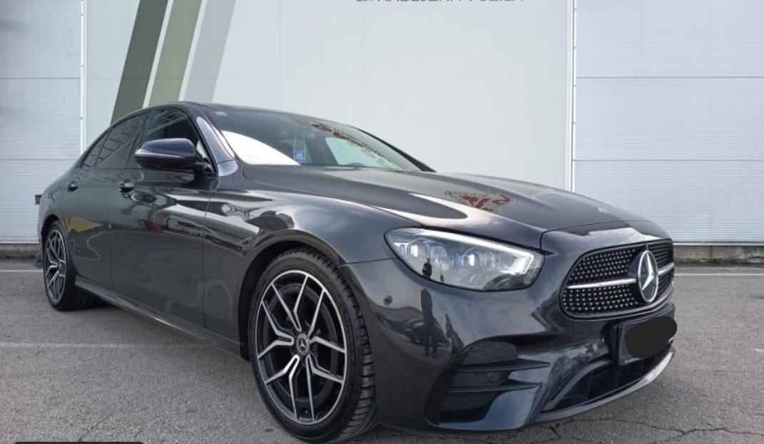 Mercedes-Benz E-klasa E 220 AMG Night paket, fotografija 5