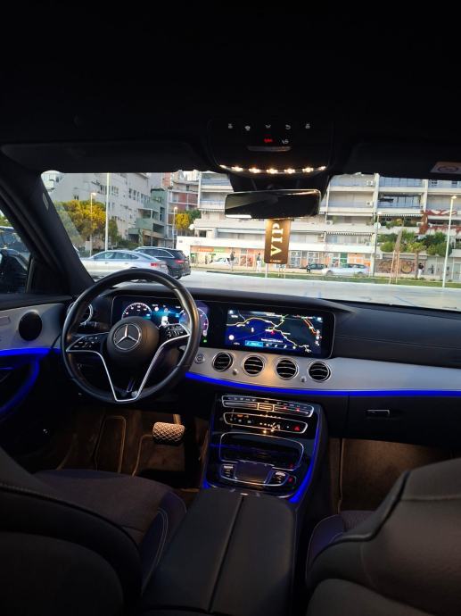 Mercedes-Benz E-klasa E 220, fotografija 5