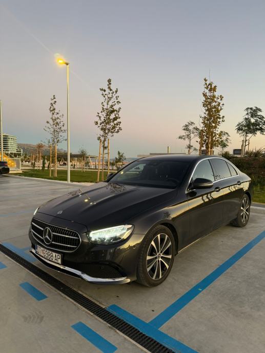 Mercedes-Benz E-klasa E 220, fotografija 9