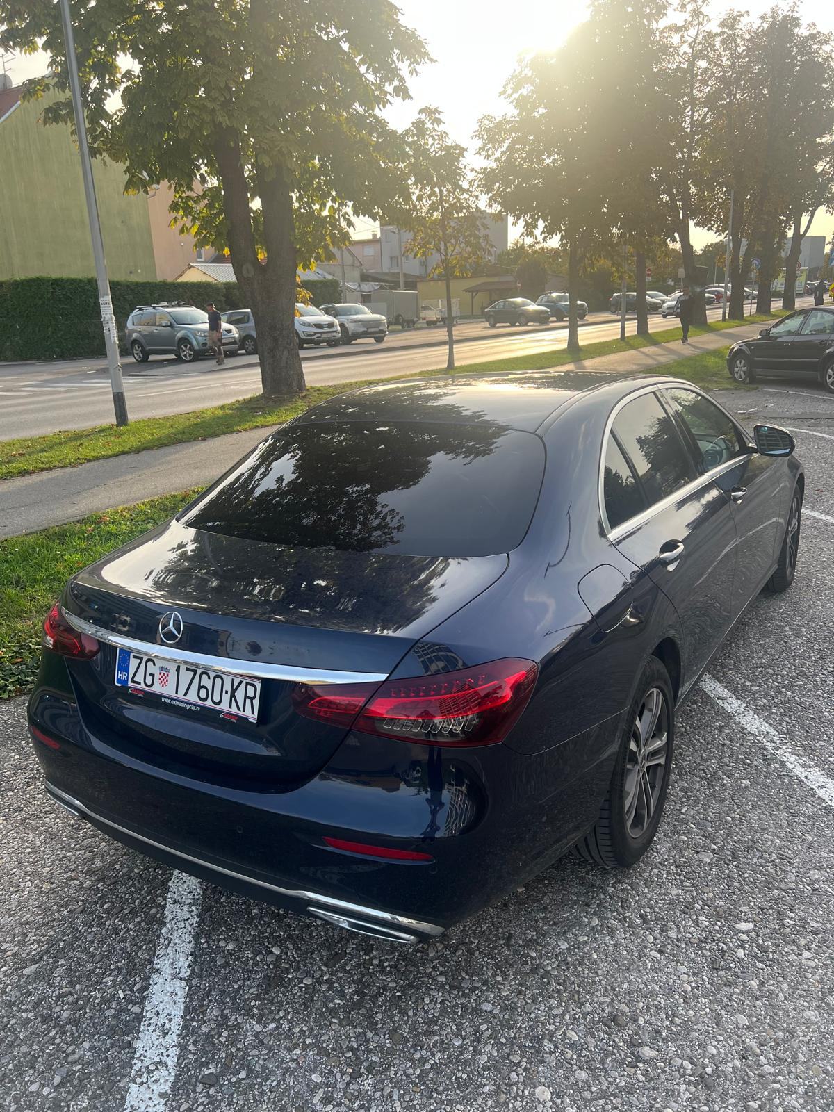 Mercedes-Benz E-klasa E 220d 2022. Godina Avantgarde, fotografija 10