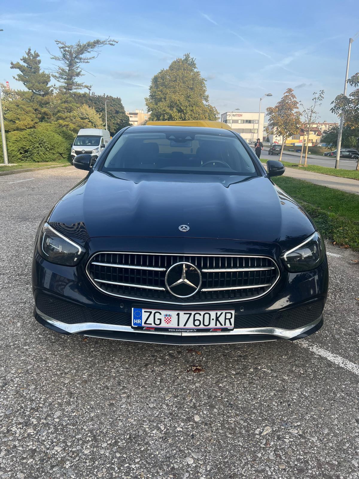 Mercedes-Benz E-klasa E 220d 2022. Godina Avantgarde, fotografija 7