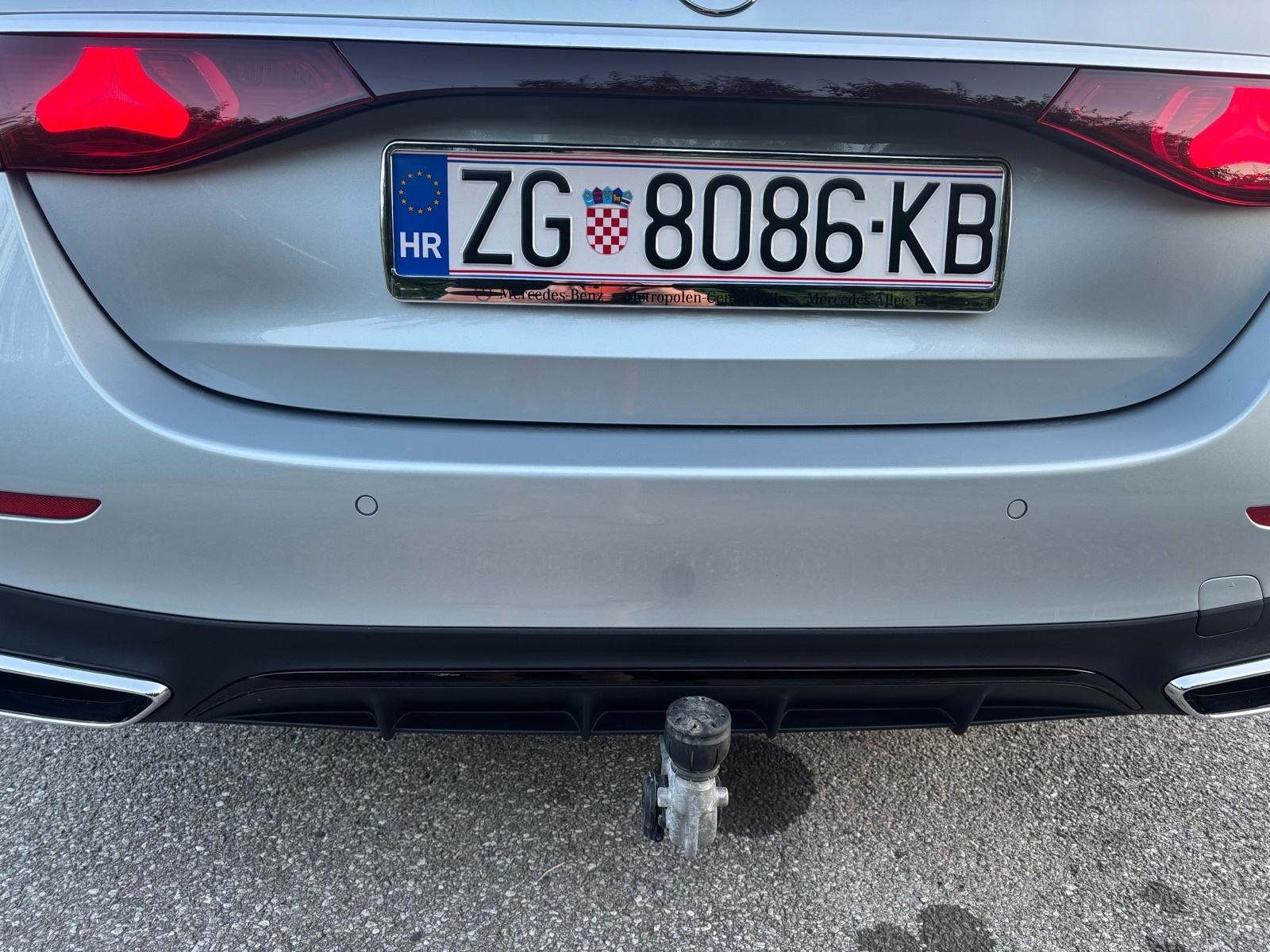 Mercedes-Benz E-klasa E 220d AMG, fotografija 7