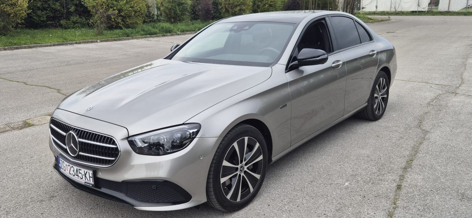 Mercedes e300de 2021*Night paket*Multibeam*Panorama*2 god garancija, fotografija 3