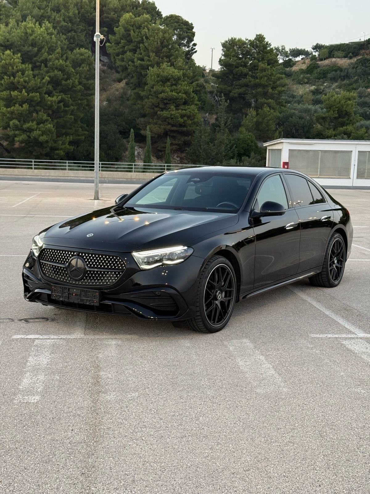 Mercedes-Benz E-klasa E 300 DE 4MATIC AMG, fotografija 9