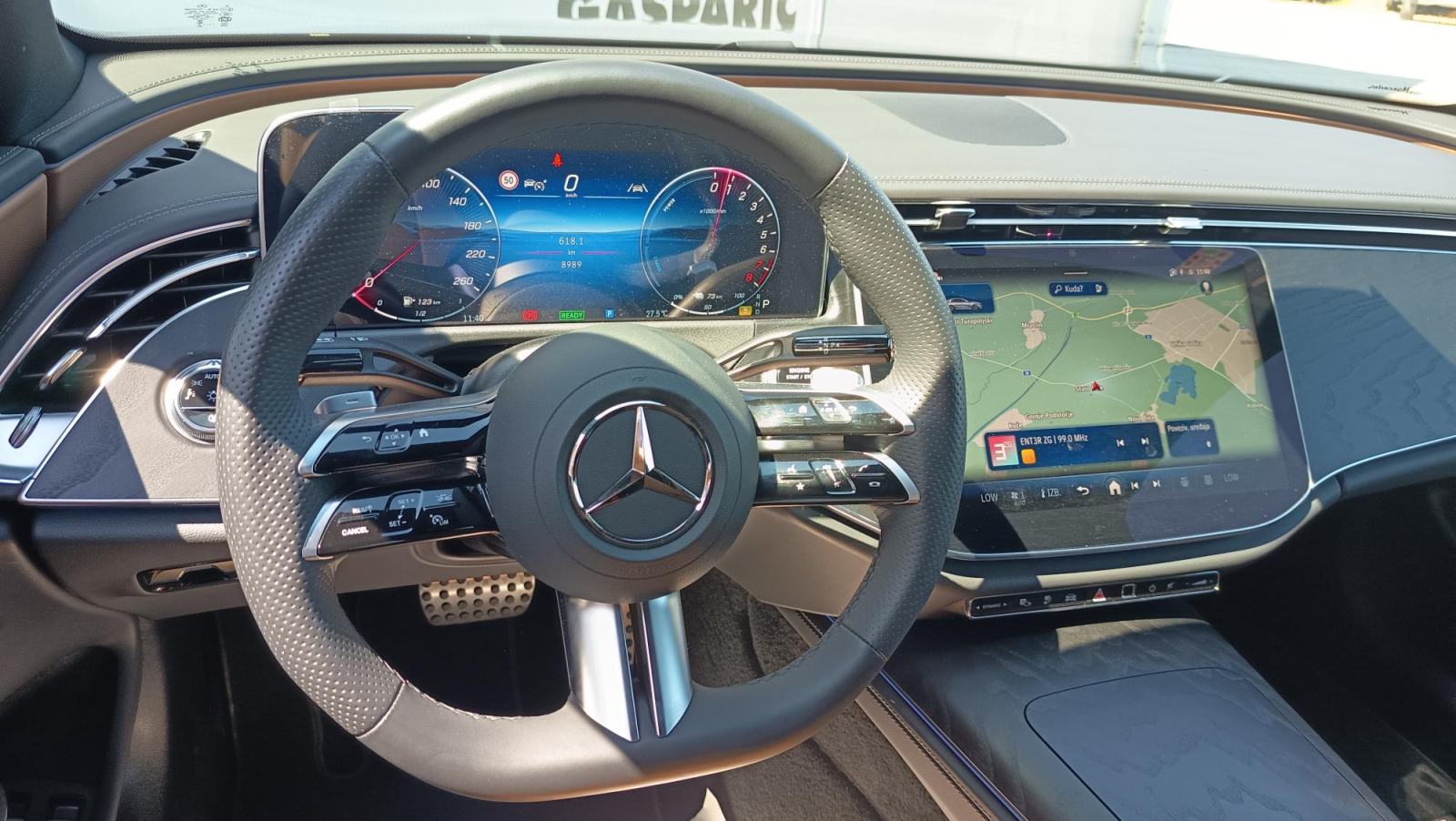 Mercedes-Benz E-klasa E 300 e AMG, fotografija 10