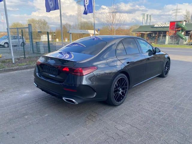 Mercedes-Benz E-klasa E220d AMG, fotografija 8