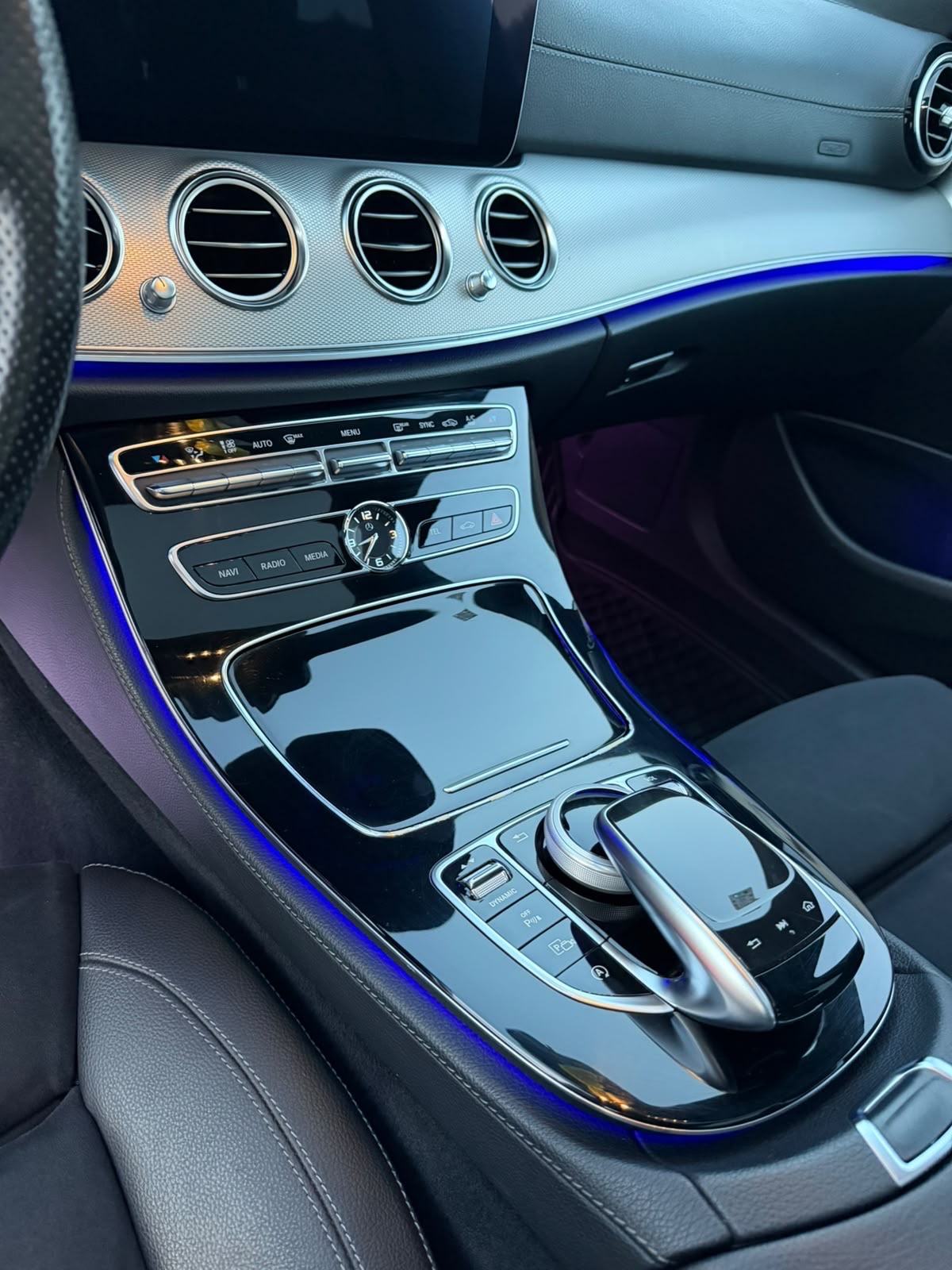 Mercedes-Benz E-klasa E220D reg. do 7/2027. Bez zamjena, fotografija 7