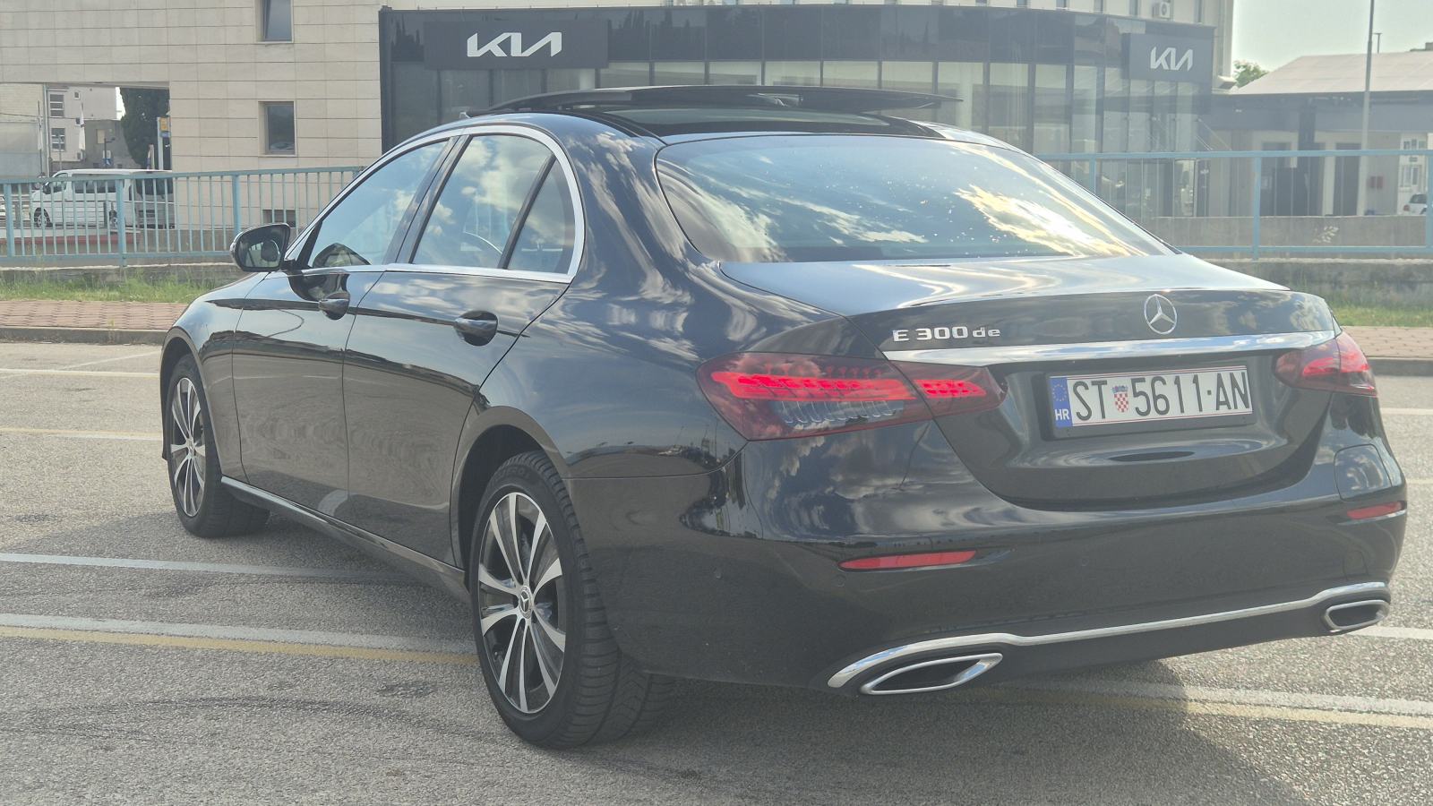 Mercedes-Benz E-klasa E300 de automatik, fotografija 3