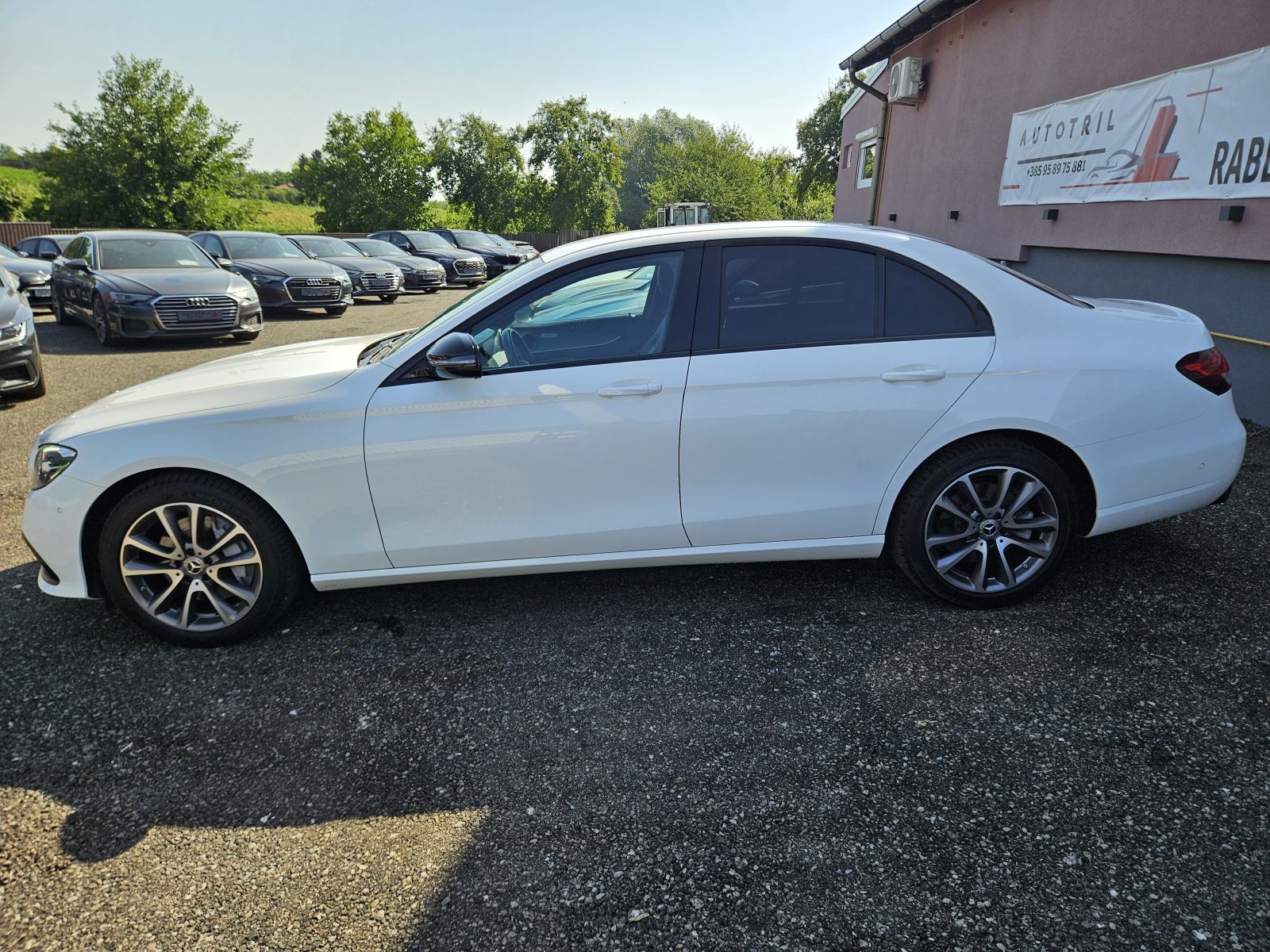 Mercedes-Benz E-klasa E300e,LEASING BEZ UČEŠĆA I BEZ JAMACA, pogled izvana - slika 3