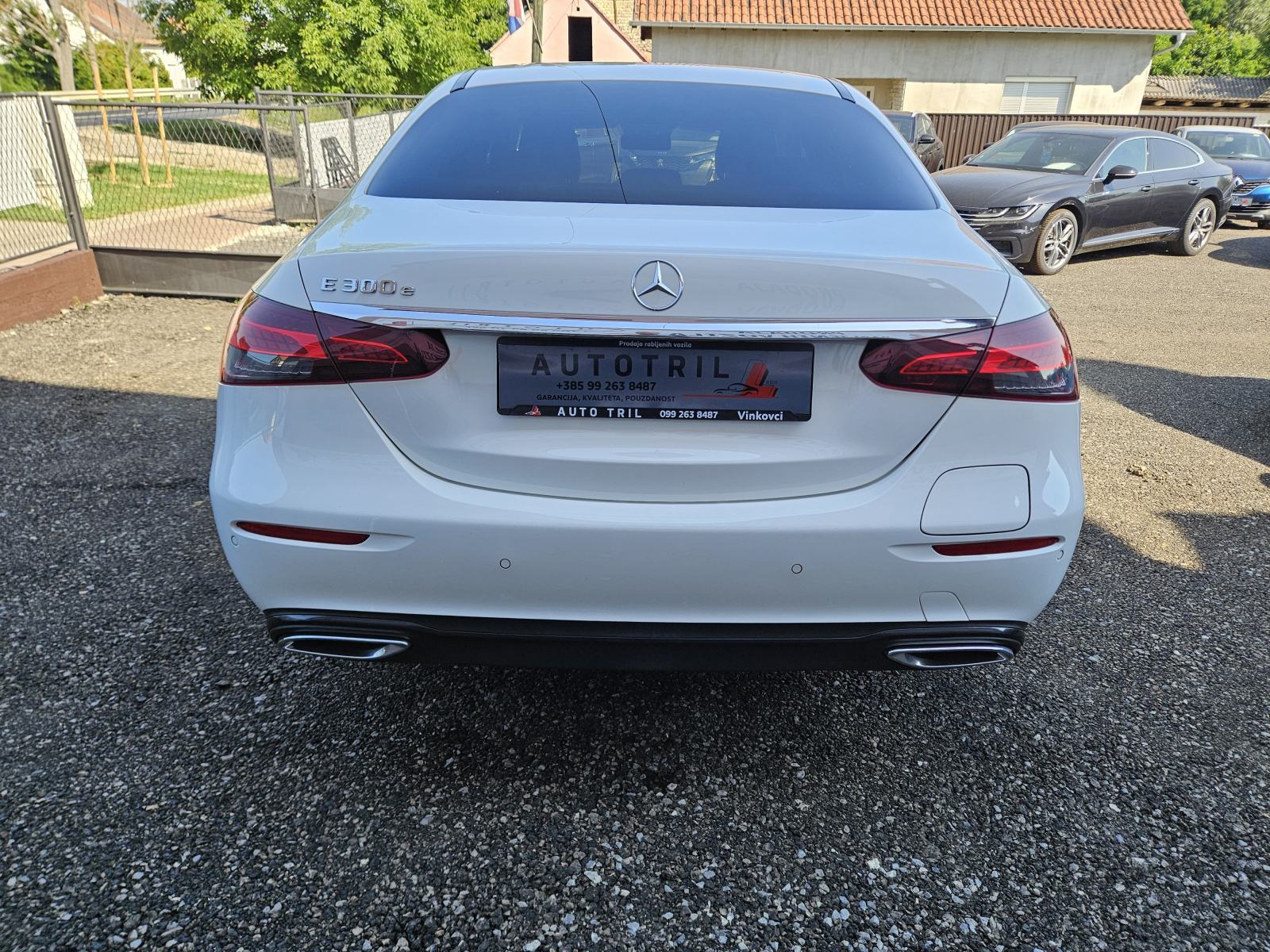 Mercedes-Benz E-klasa E300e,LEASING BEZ UČEŠĆA I BEZ JAMACA, pogled izvana - slika 5