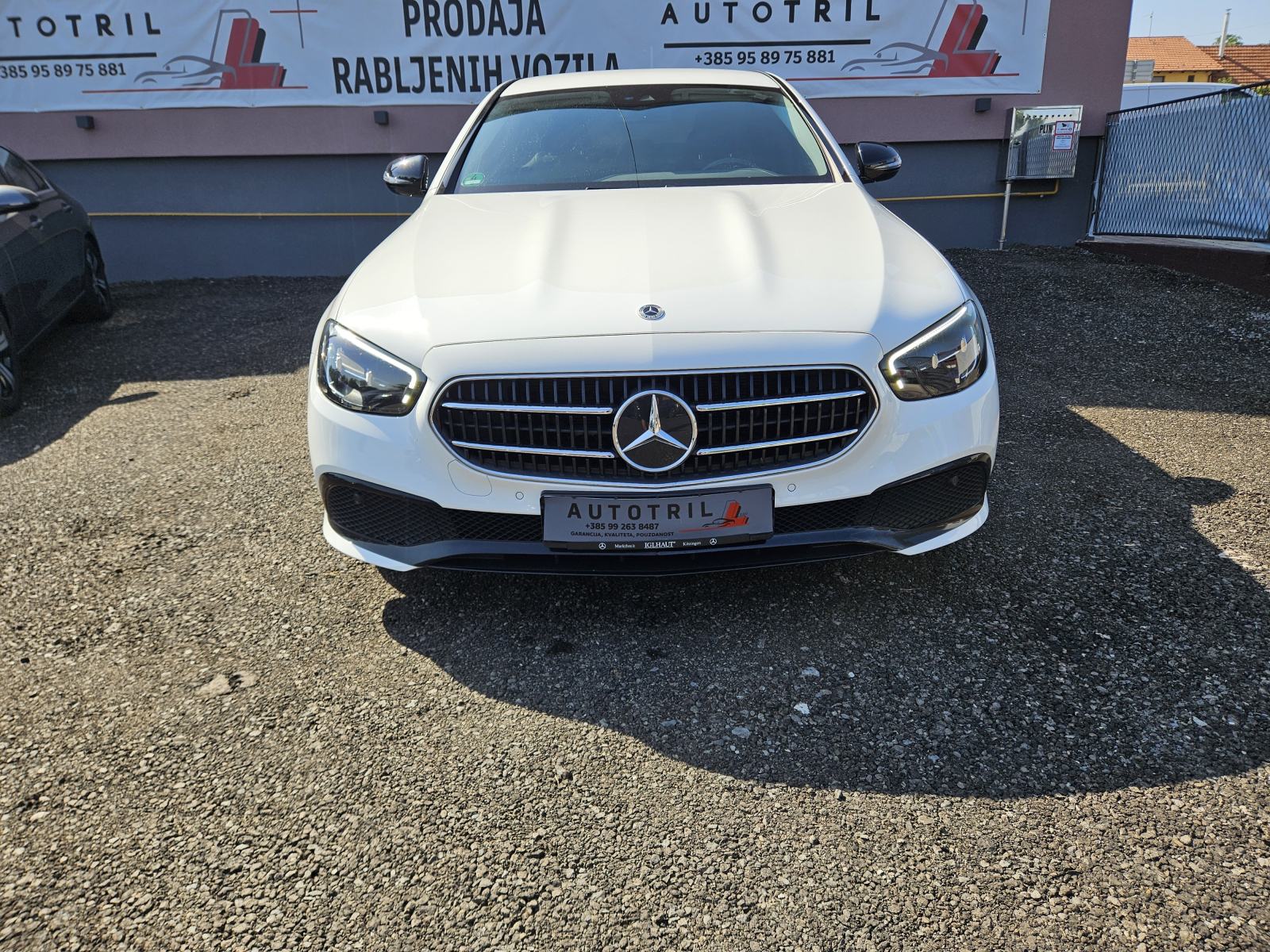 Mercedes-Benz E-klasa E300e,LEASING BEZ UČEŠĆA I BEZ JAMACA, fotografija 10