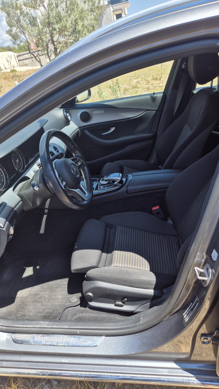 Mercedes-Benz E-klasa T-model 220 d 4MATIC, fotografija 8