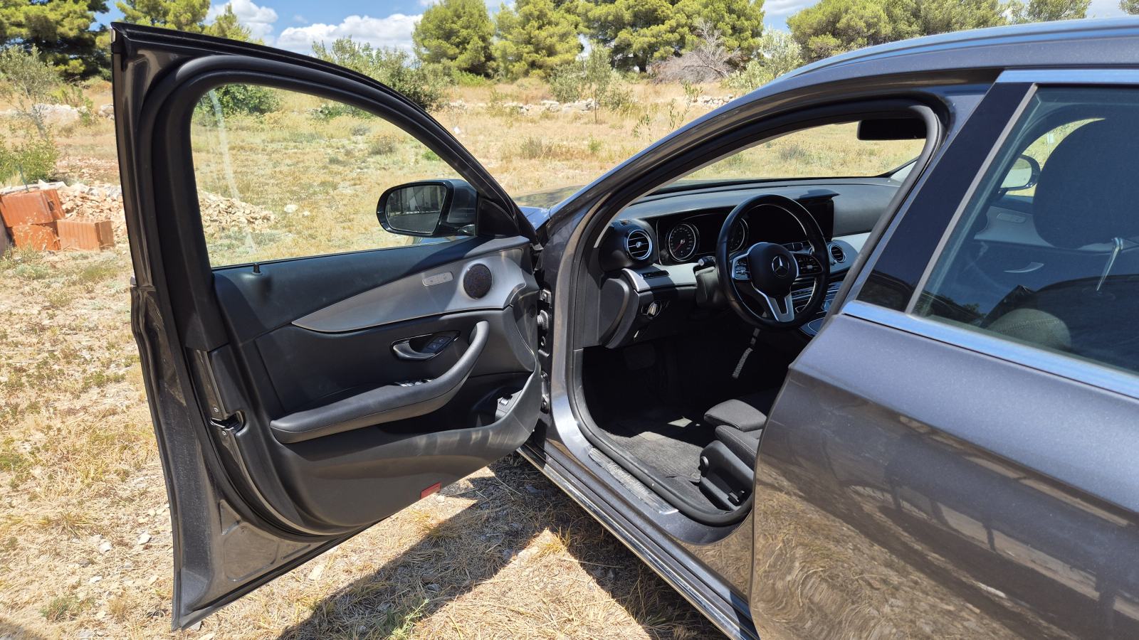 Mercedes-Benz E-klasa T-model 220 d 4MATIC, fotografija 10