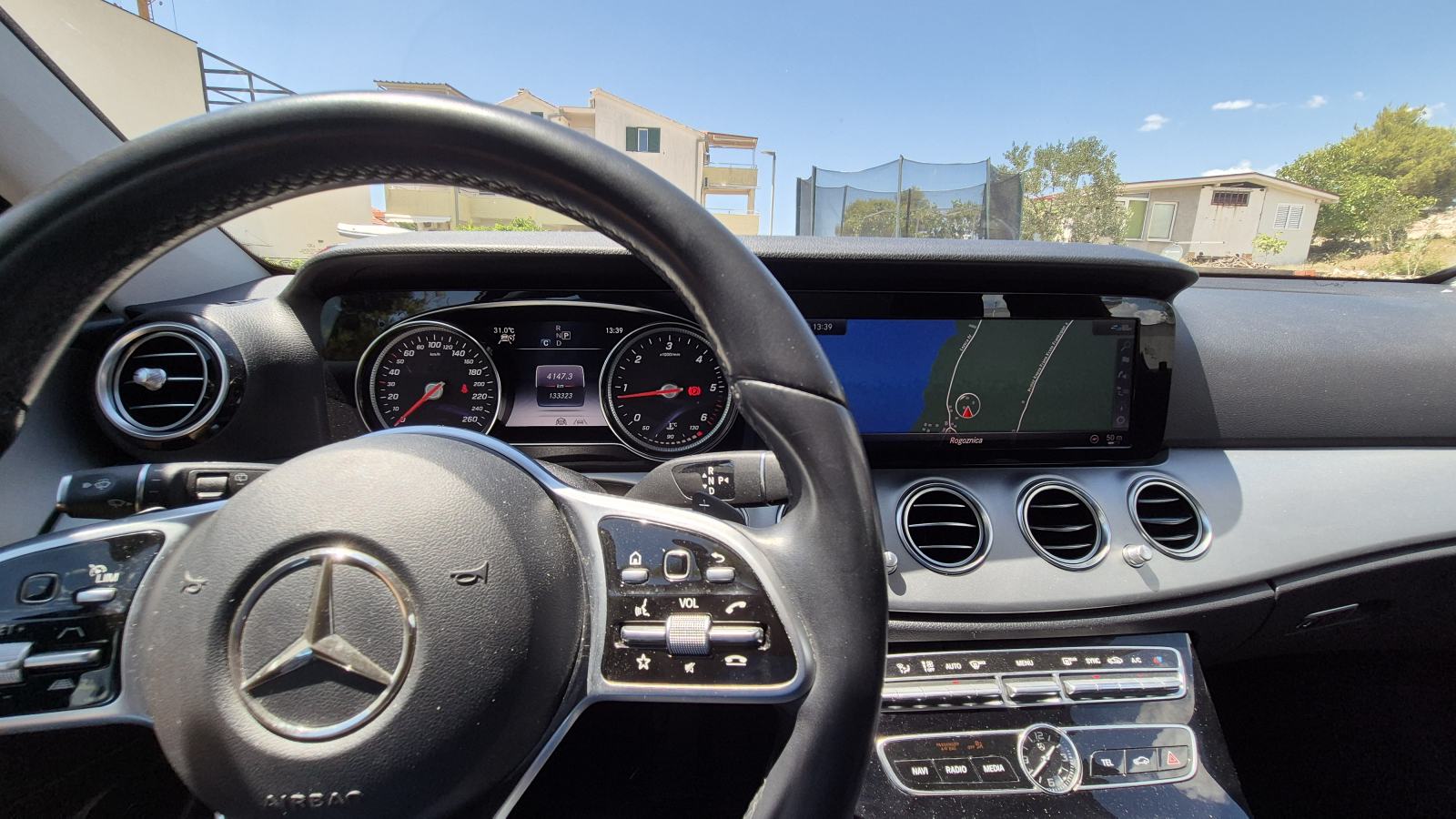 Mercedes-Benz E-klasa T-model 220 d 4MATIC, fotografija 12