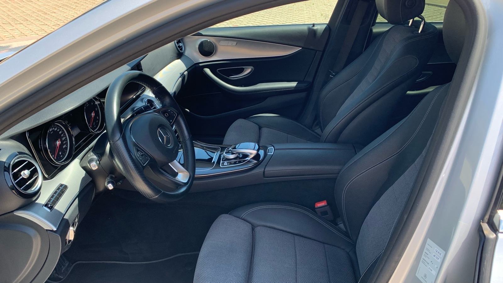 Mercedes-Benz E-klasa T-model 220 d HR regestriran! Kao nov!, fotografija 15