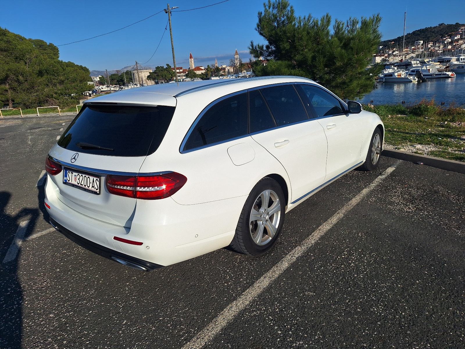 Mercedes-Benz E-klasa T-model 220d automatik, fotografija 3
