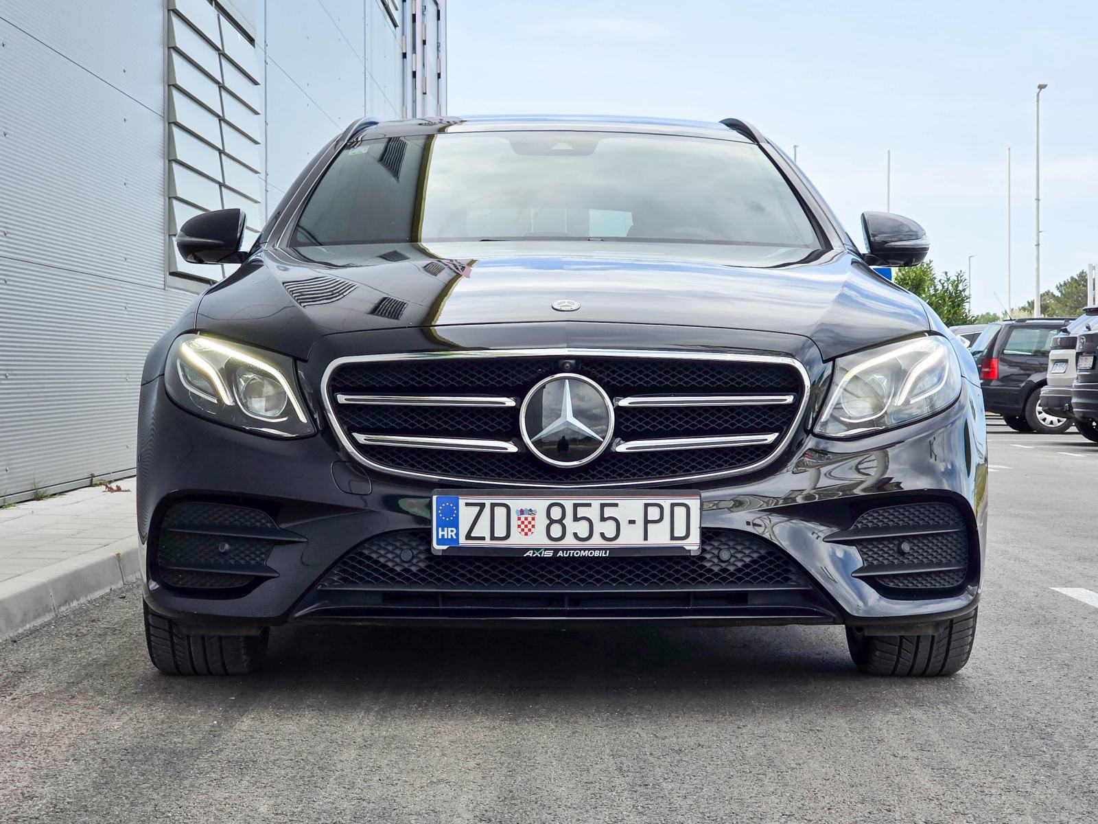 Mercedes-Benz E300 de T AMG Line |Pano |Burmester |Widescreen |Ambient, fotografija 16