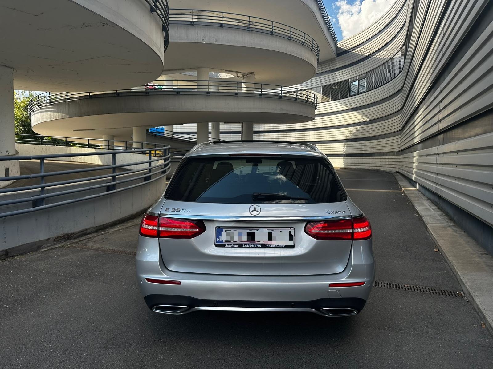 Mercedes-Benz E-klasa T-model 350d 4Matic*AMG*Pano*Navi*360*Novo*, fotografija 6