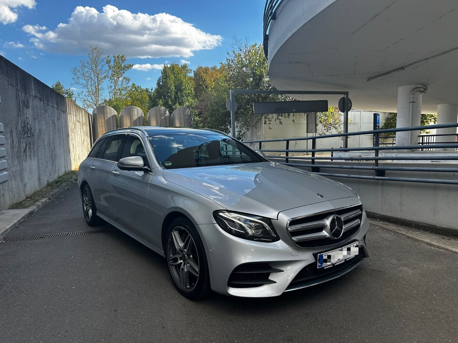 Mercedes-Benz E-klasa T-model 350d 4Matic*AMG*Pano*Navi*360*Novo*, fotografija 2