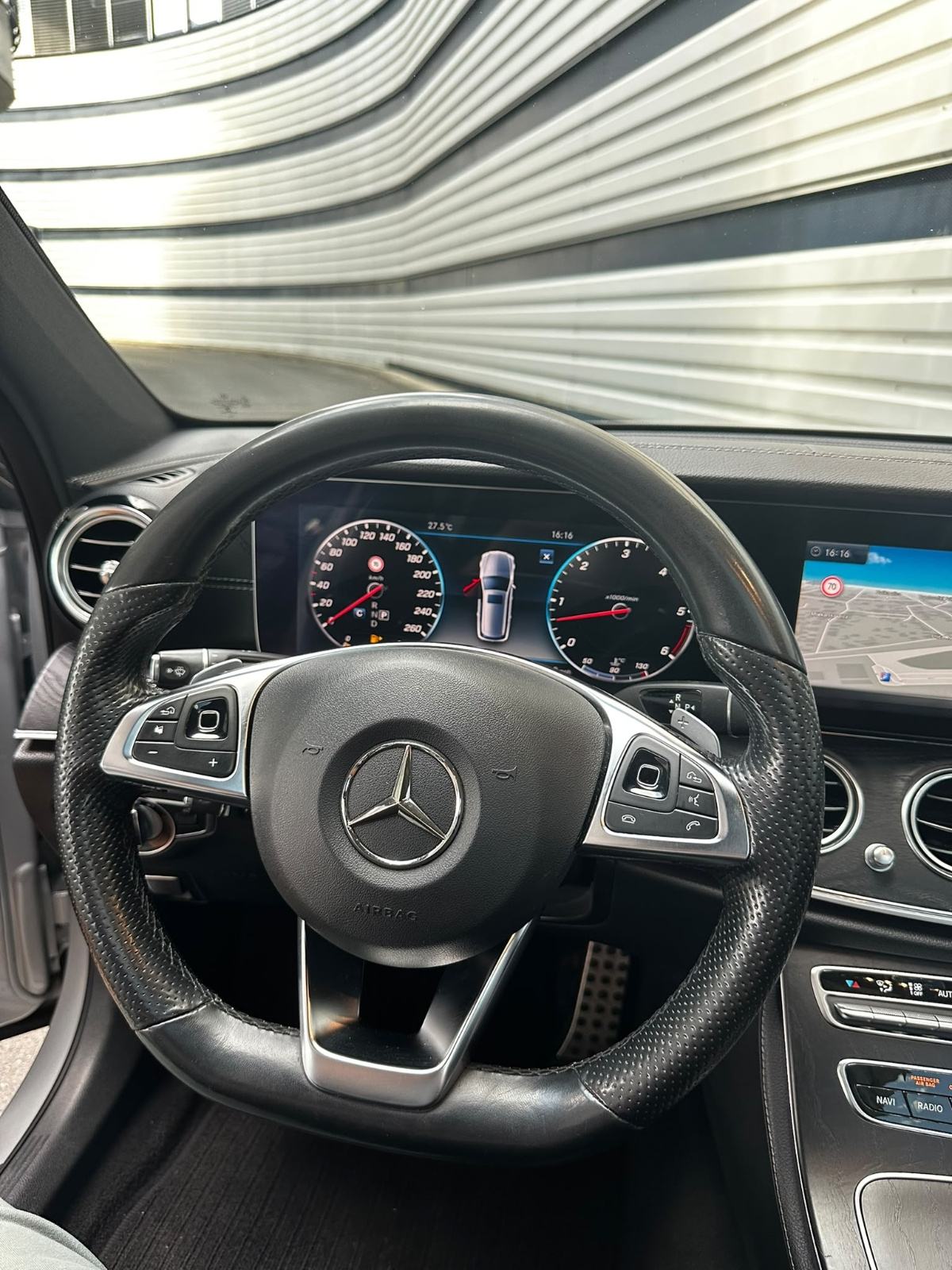 Mercedes-Benz E-klasa T-model 350d 4Matic*AMG*Pano*Navi*360*Novo*, fotografija 14