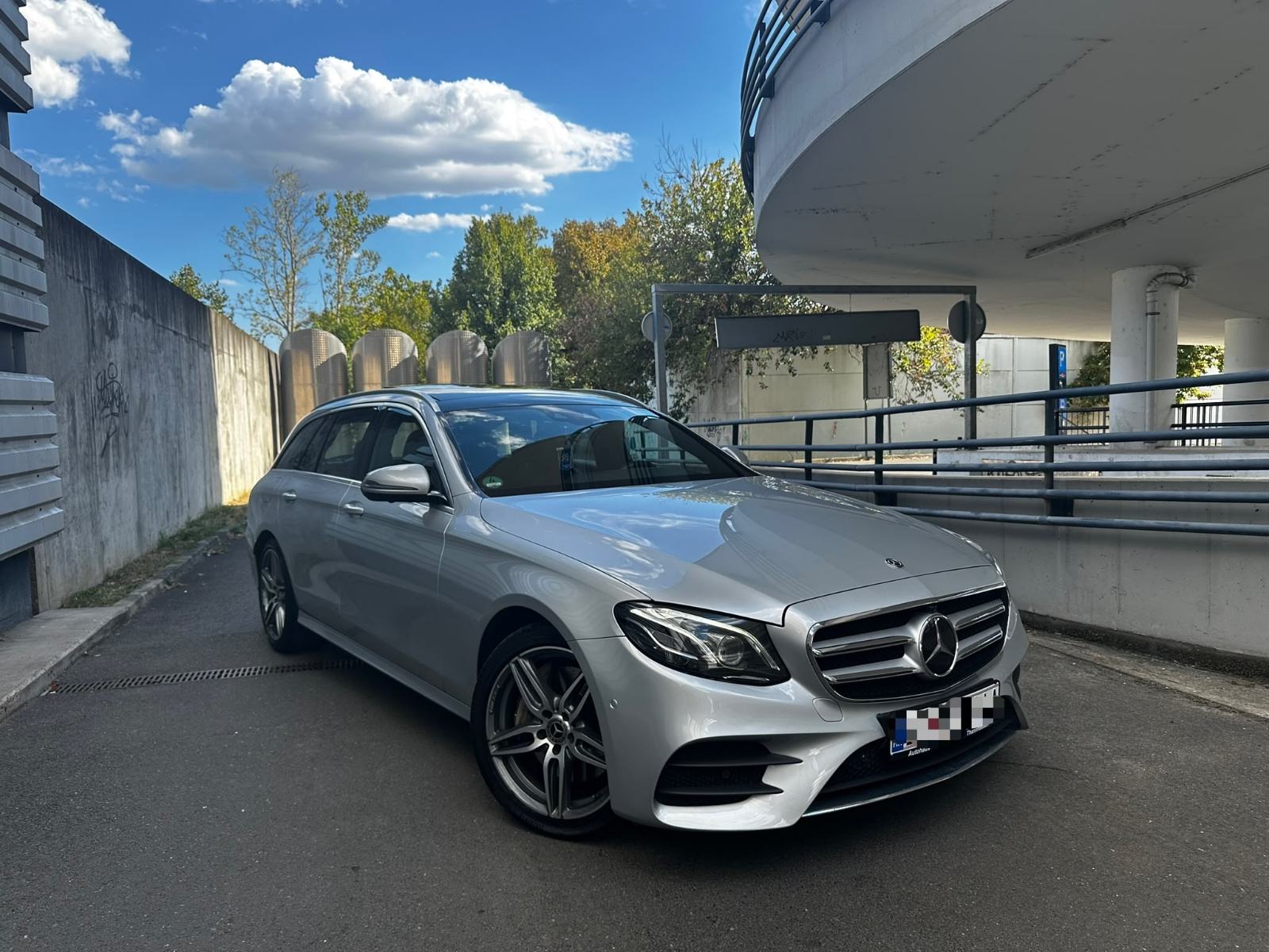 Mercedes-Benz E-klasa T-model 350d 4Matic*AMG*Pano*Navi*360*Novo*, fotografija 1