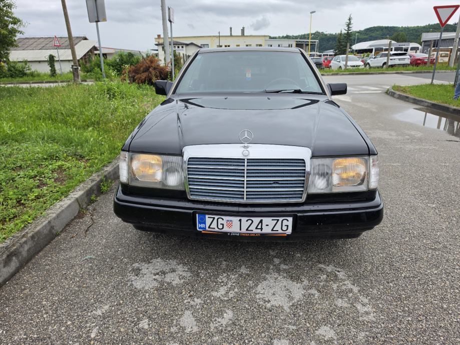 Mercedes-Benz E-klasa W124 Coupe 300TD, fotografija 13