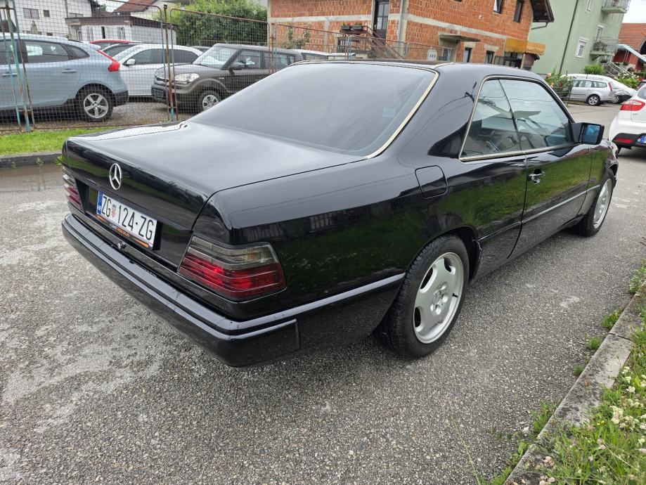 Mercedes-Benz E-klasa W124 Coupe 300TD, fotografija 12