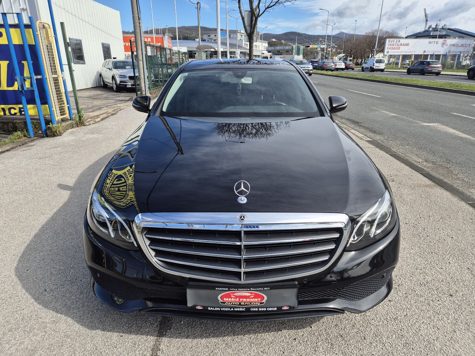 Mercedes-Benz E-klasa 220 d, 4Matic, odlično stanje, garancija..., fotografija 2
