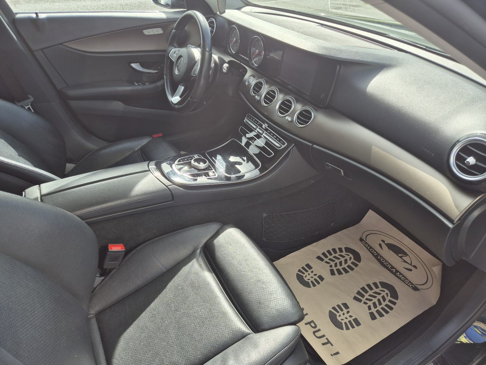 Mercedes-Benz E-klasa 220 d, 4Matic, odlično stanje, garancija..., fotografija 9