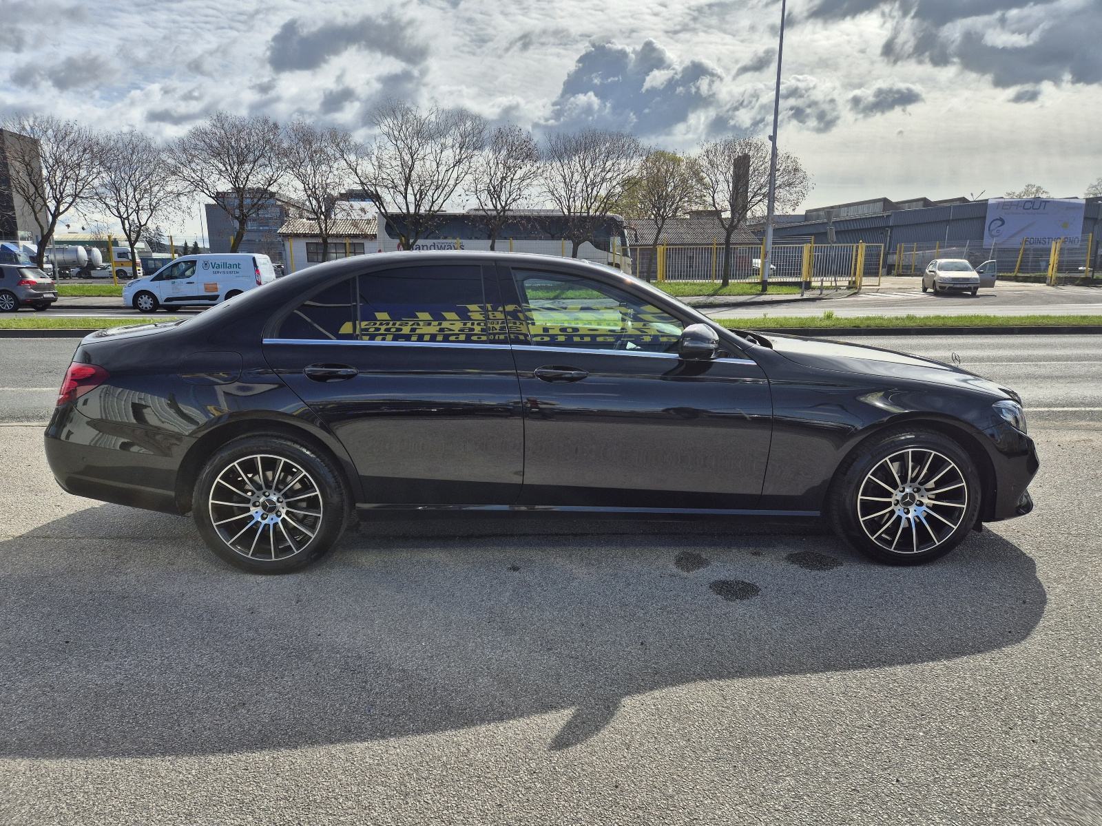 Mercedes-Benz E-klasa 220 d, 4Matic, odlično stanje, garancija..., fotografija 8