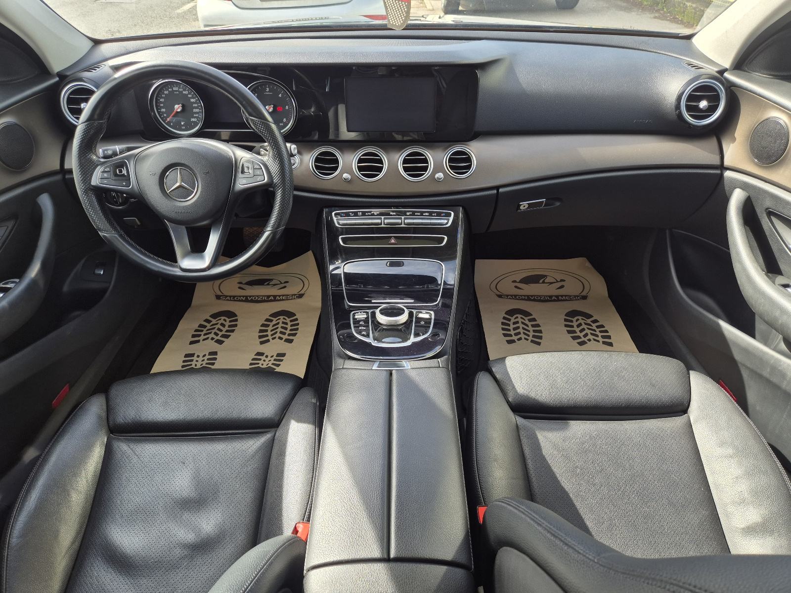 Mercedes-Benz E-klasa 220 d, 4Matic, odlično stanje, garancija..., fotografija 11