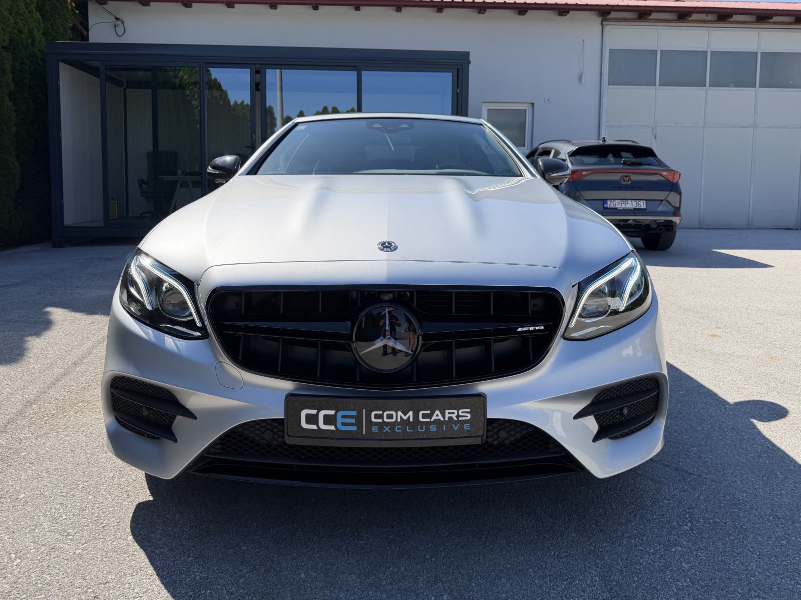 Mercedes-Benz E300 AMG Cabrio ZRAČNI OVJES 360 KAMERA SOFT CLOSE, fotografija 3