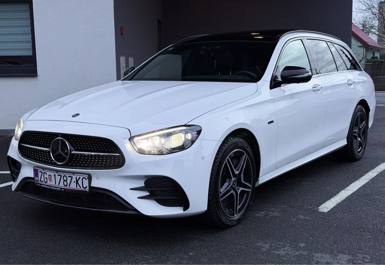 Mercedes-Benz E300de, 4matic, Full AMG, pogled izvana - slika 3