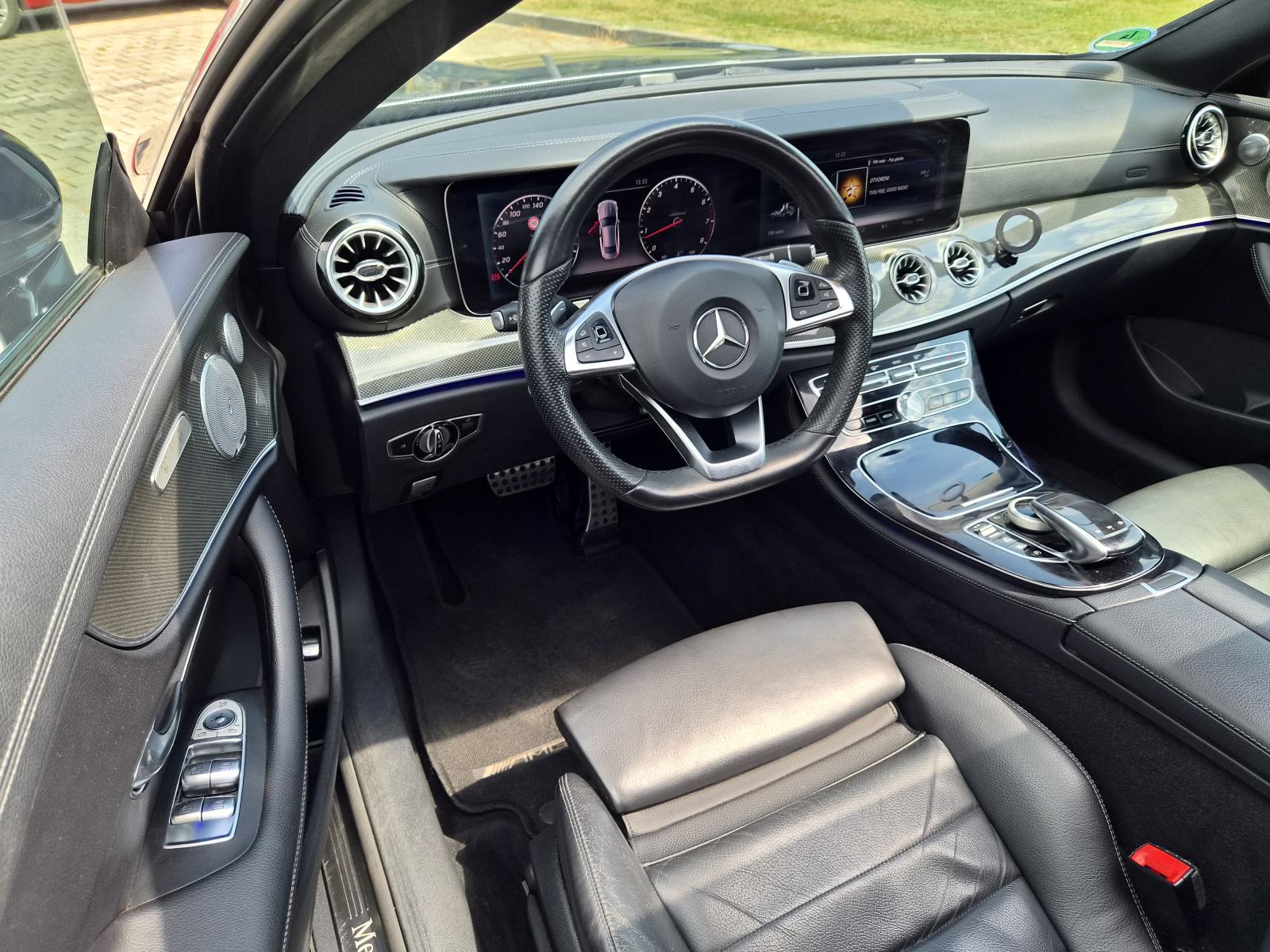 Mercedes-Benz E400 COUPE, 4MATIC, 9G, AMG, 2018., TOP STANJE, SERVISNA, fotografija 17