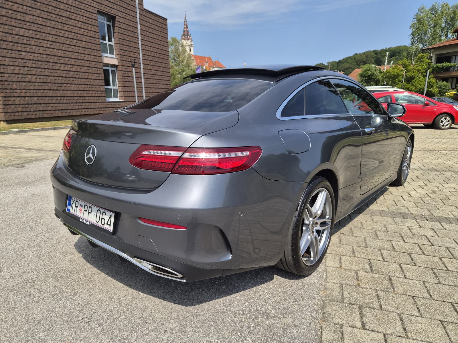 Mercedes-Benz E400 COUPE, 4MATIC, 9G, AMG, 2018., TOP STANJE, SERVISNA, fotografija 7