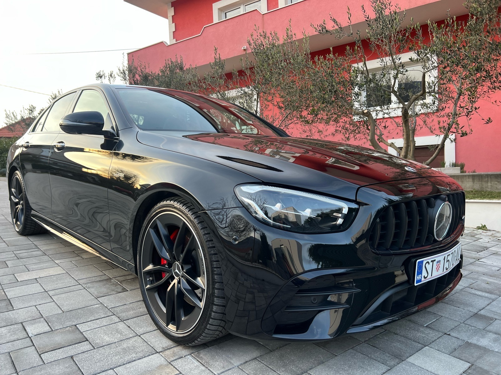 Mercedes-Benz E53 AMG 4MATIC u sustavu PDV, pogled izvana - slika 3