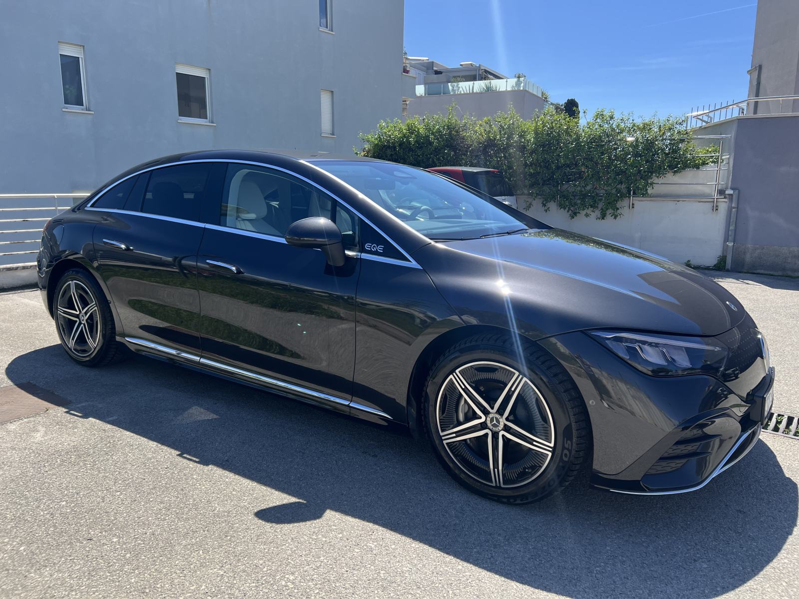 Mercedes-Benz EQE 350 4 Matic AMG, fotografija 4