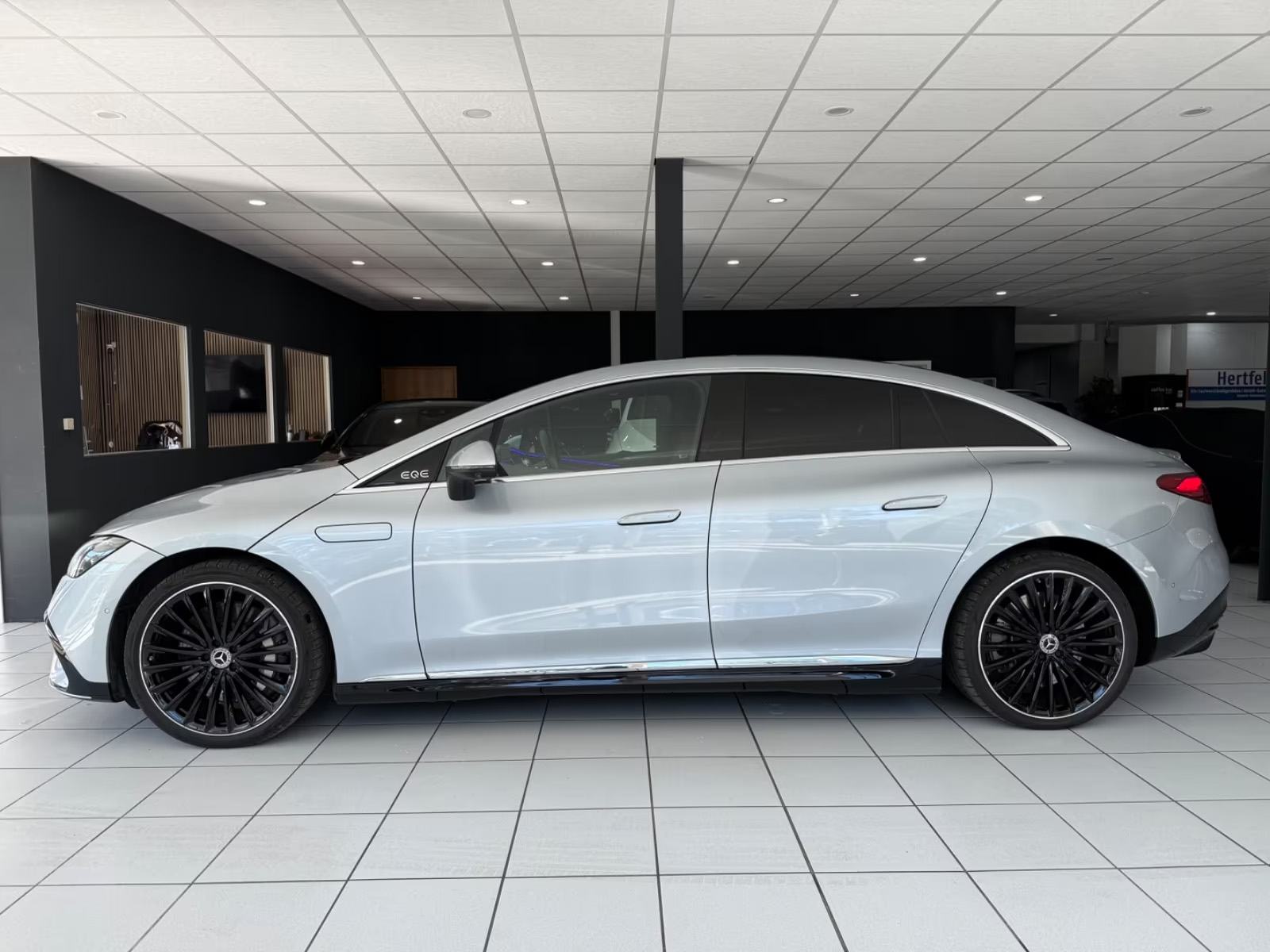 Mercedes-Benz EQE 350+ AMG | MASAŽA | PANO | HEAD-UP | BURMESTER, fotografija 4