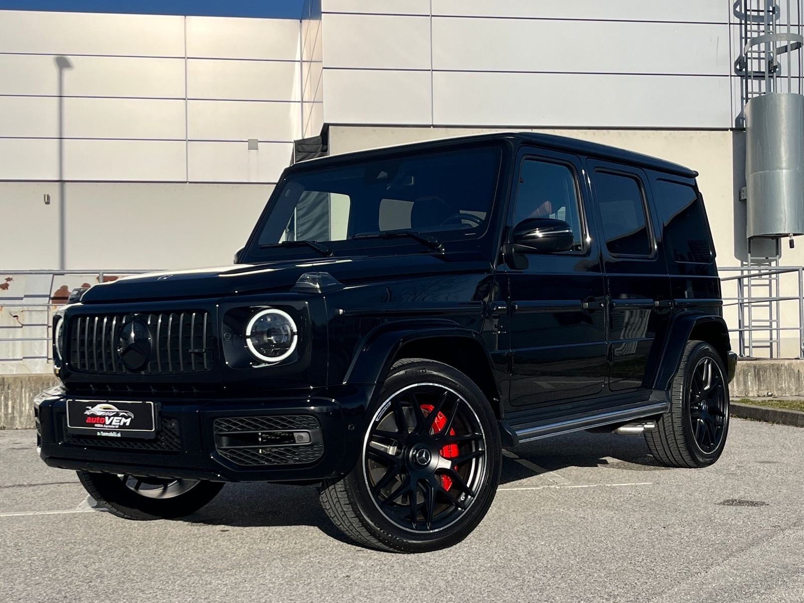 Mercedes-Benz G63 AMG V8 BITURBO-2022 G -U PDV-u - REG. 2/2027 G, pogled izvana - slika 1