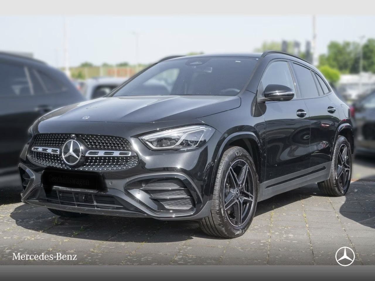 Mercedes-Benz GLA 180 AMG automatik, fotografija 2