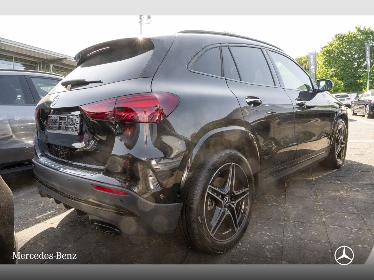 Mercedes-Benz GLA 180 AMG automatik, fotografija 5