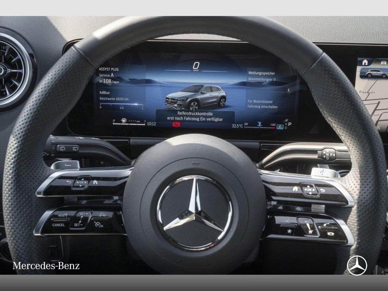 Mercedes-Benz GLA 180 AMG automatik, fotografija 11