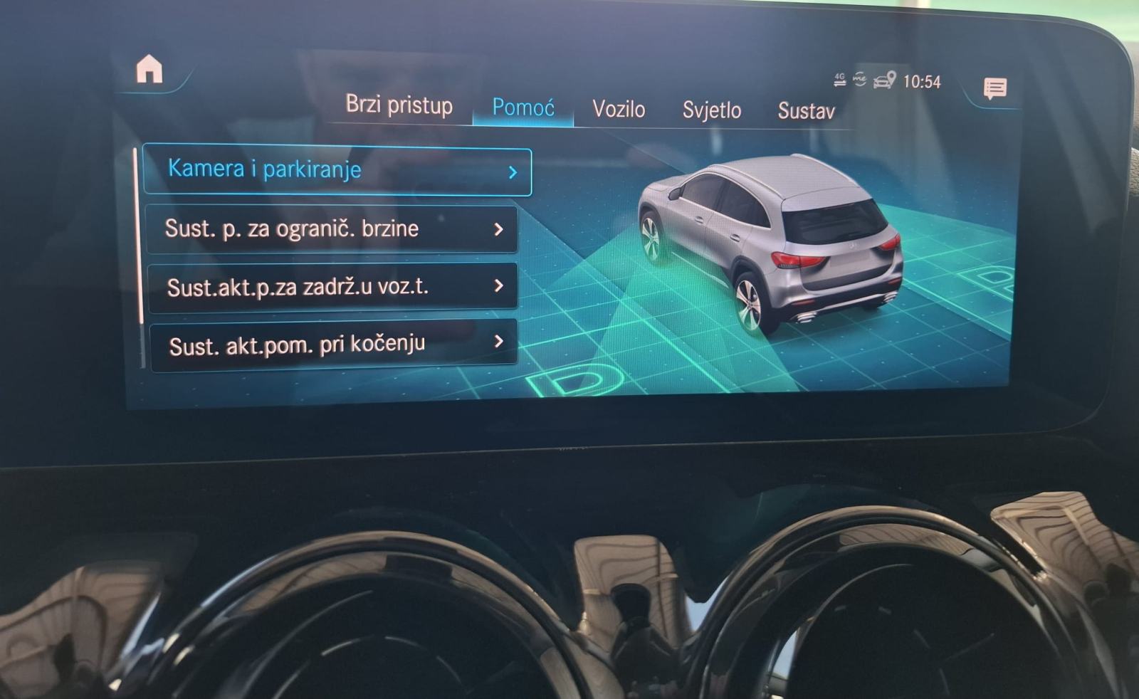 Mercedes-Benz GLA 180 d AUTOMATIK LUXURY NAVI 2xPDC FULL LED GARANCIJA, fotografija 16
