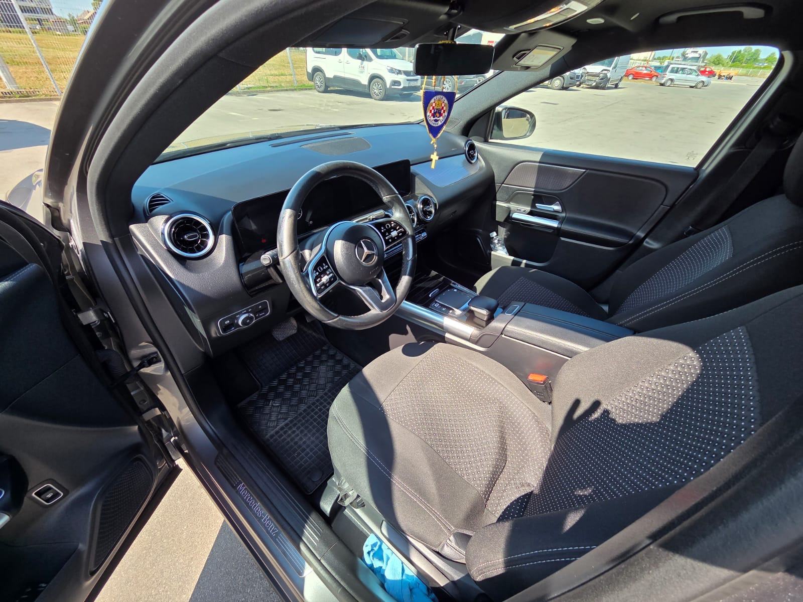 MERCEDES-BENZ GLA 2,0 D AUTOMATIK 150 KS,, fotografija 11