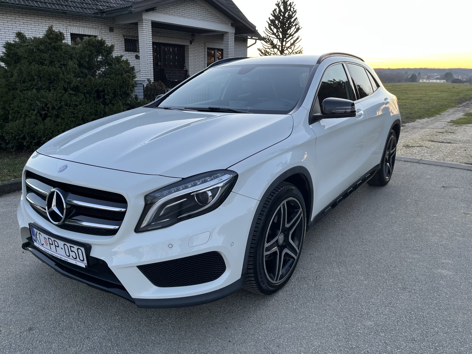 Mercedes-Benz GLA 200 CDI 4MATIC AMG, fotografija 9