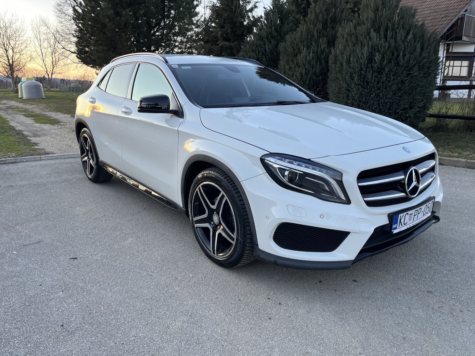 Mercedes-Benz GLA 200 CDI 4MATIC AMG, fotografija 2