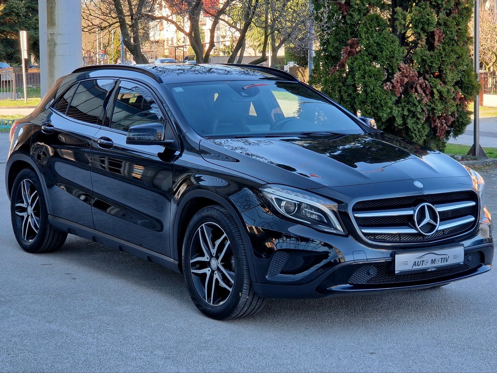 MERCEDES-BENZ GLA 200 CDI 4MATIC - BOGATA OPREMA-SERVISNA-REG.07/2027., fotografija 5